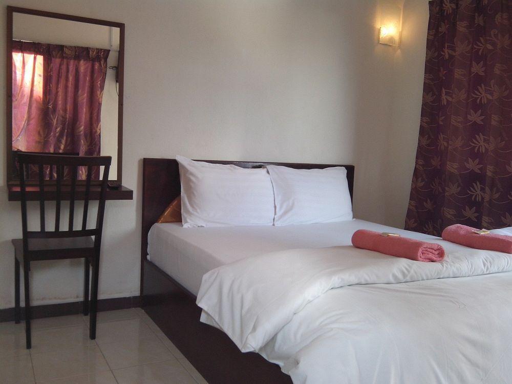 Rasa Senang Villa -Islam Guest Only Pantai Cenang  Ngoại thất bức ảnh