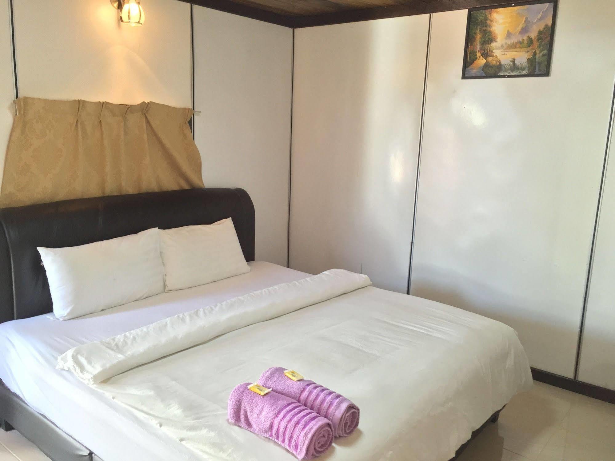 Rasa Senang Villa -Islam Guest Only Pantai Cenang  Ngoại thất bức ảnh