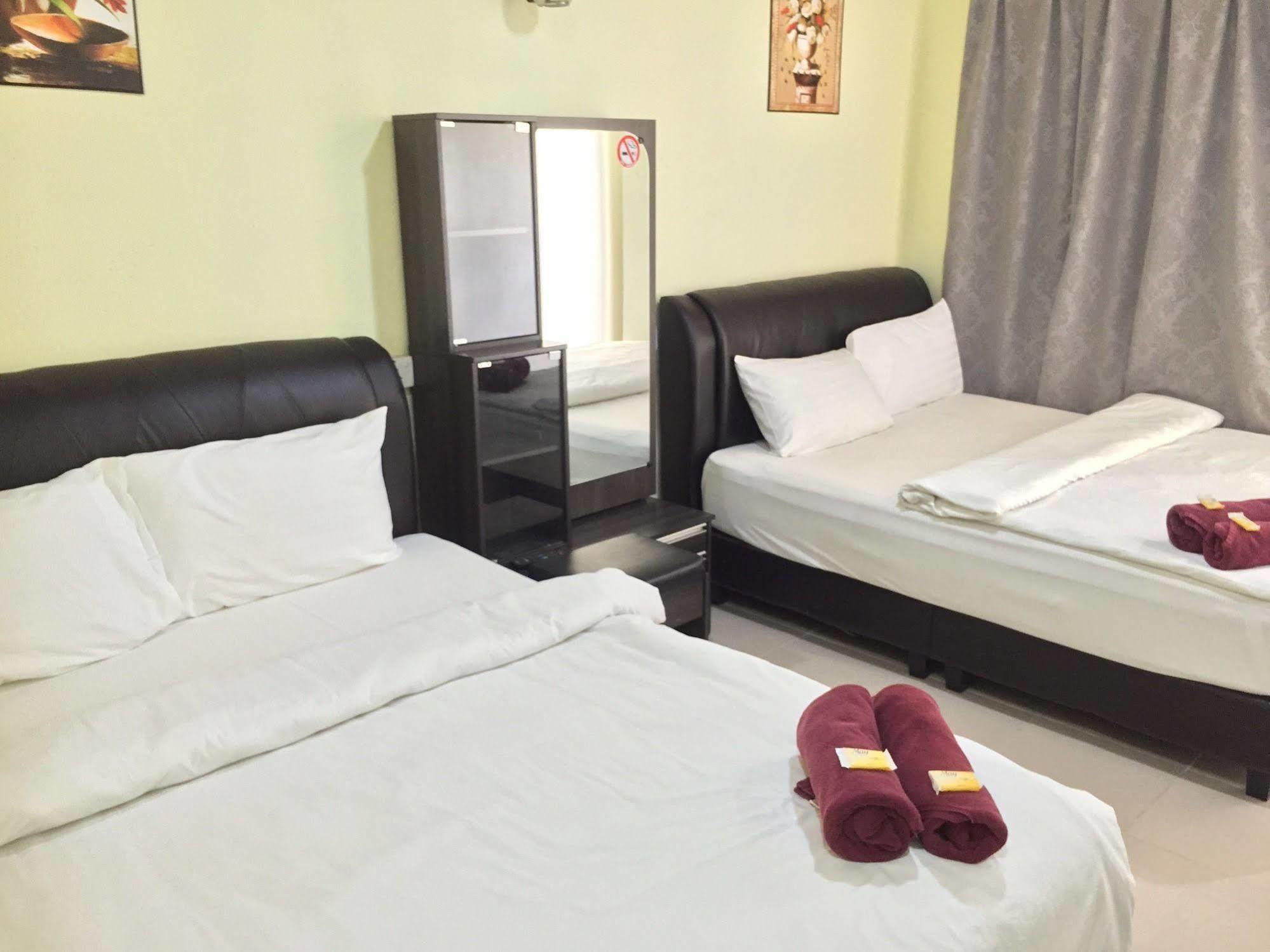 Rasa Senang Villa -Islam Guest Only Pantai Cenang  Ngoại thất bức ảnh