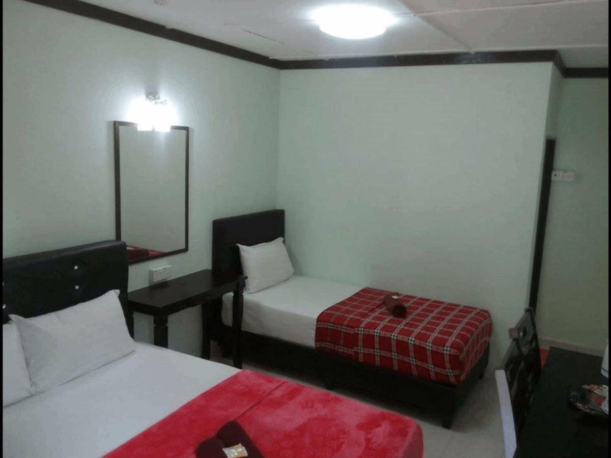 Rasa Senang Villa -Islam Guest Only Pantai Cenang  Ngoại thất bức ảnh